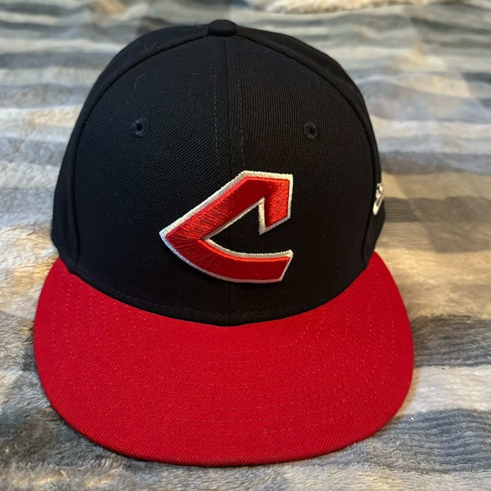 New Era Cleveland Guardians (Indians edition) hat. Size 7 1/4.
